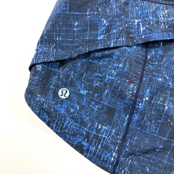 Lululemon Speed Shorts Size 8 City Lights Blue Black - Picture 4 of 8